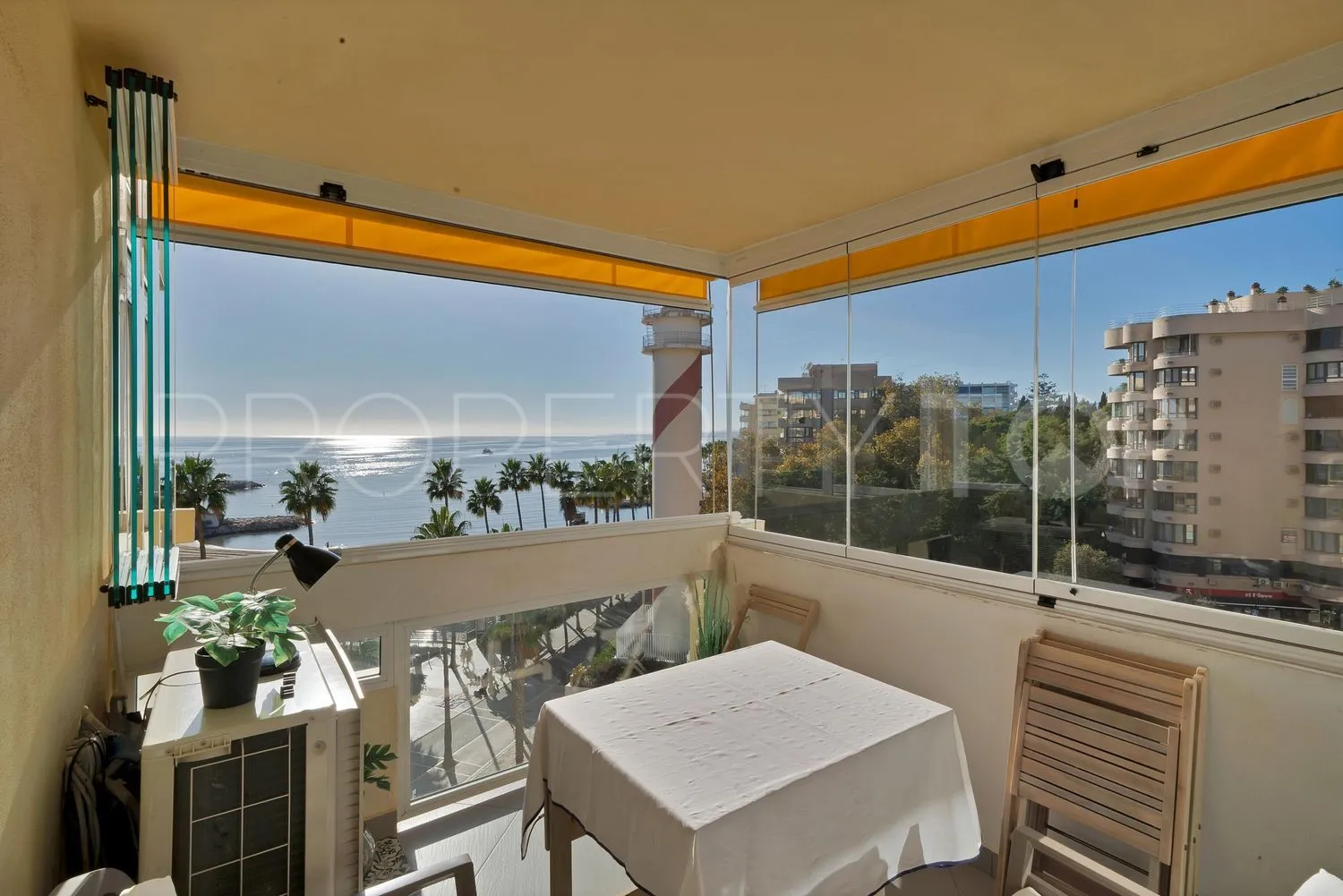Playa Bajadilla - Puertos, piso de 2 dormitorios en venta