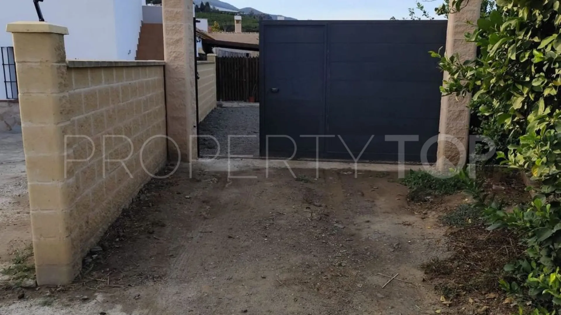 Plot for sale in Alora