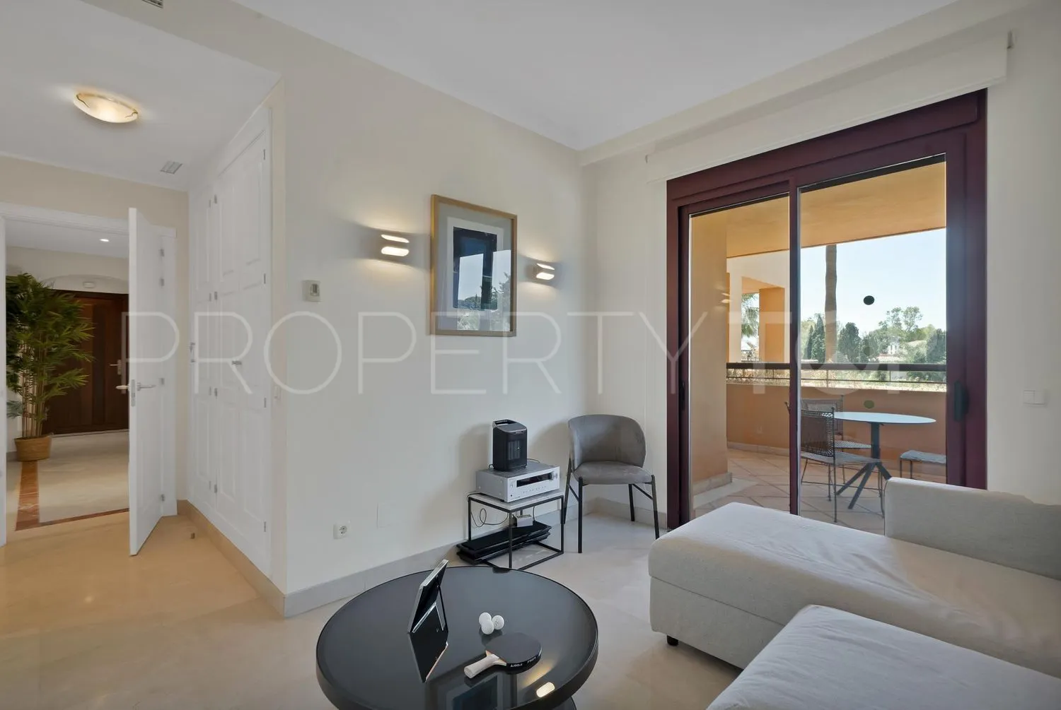 3 bedrooms Bahia de Marbella flat for sale