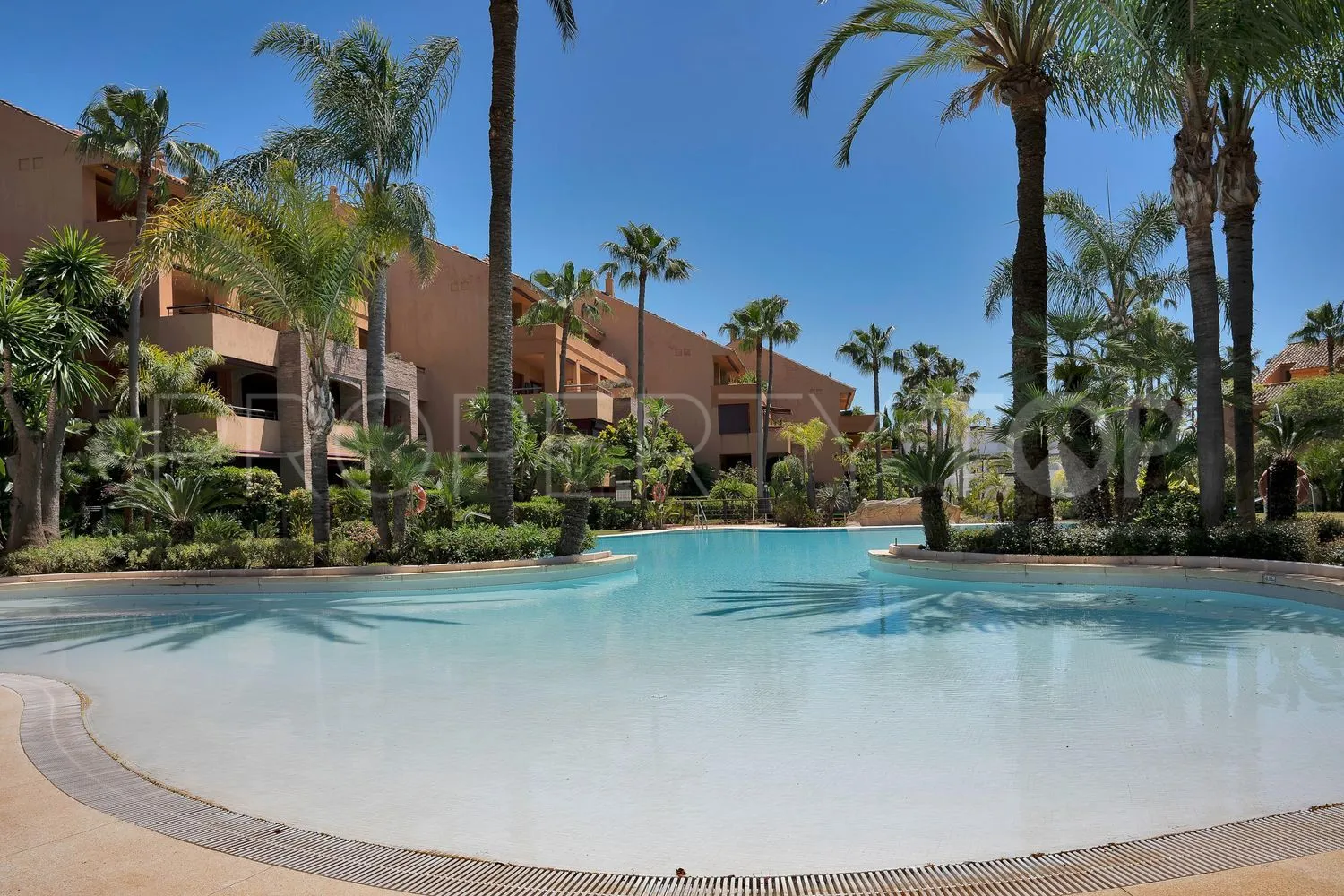 3 bedrooms Bahia de Marbella flat for sale