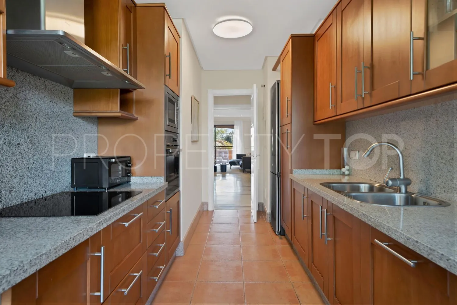 3 bedrooms Bahia de Marbella flat for sale