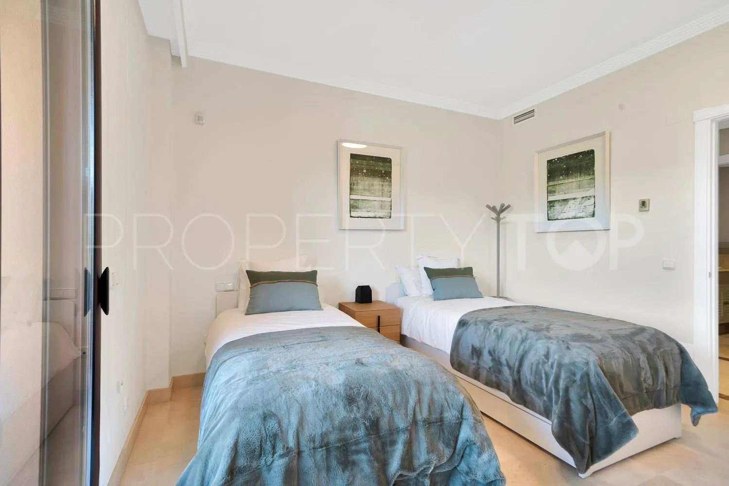 3 bedrooms Bahia de Marbella flat for sale
