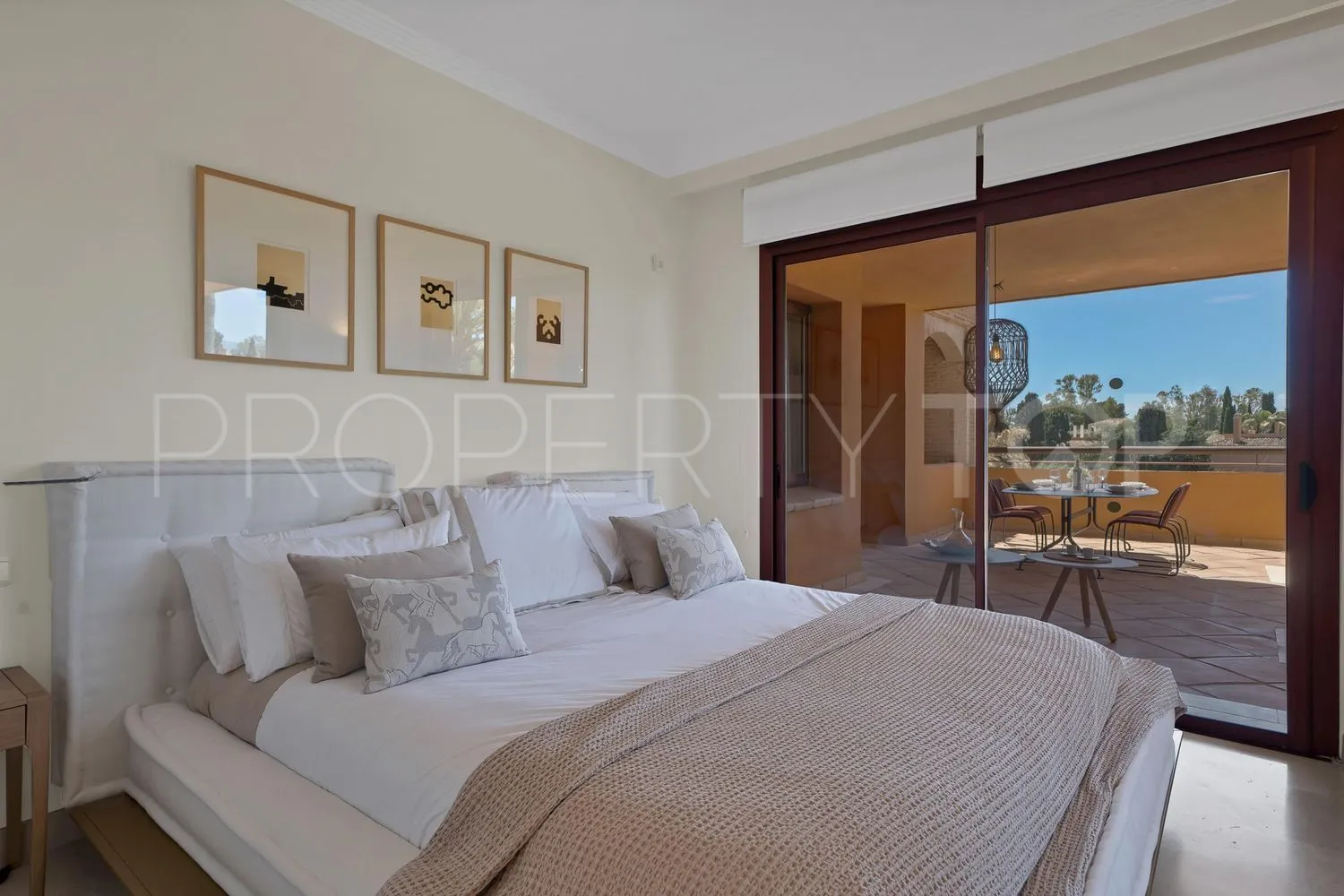 3 bedrooms Bahia de Marbella flat for sale