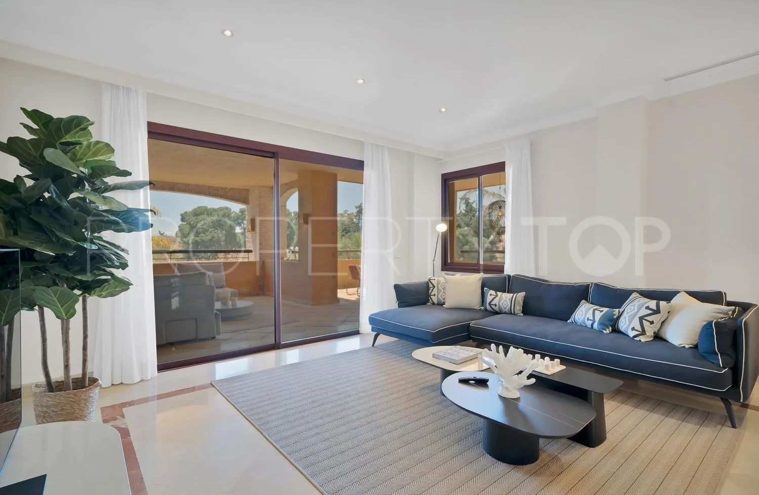3 bedrooms Bahia de Marbella flat for sale