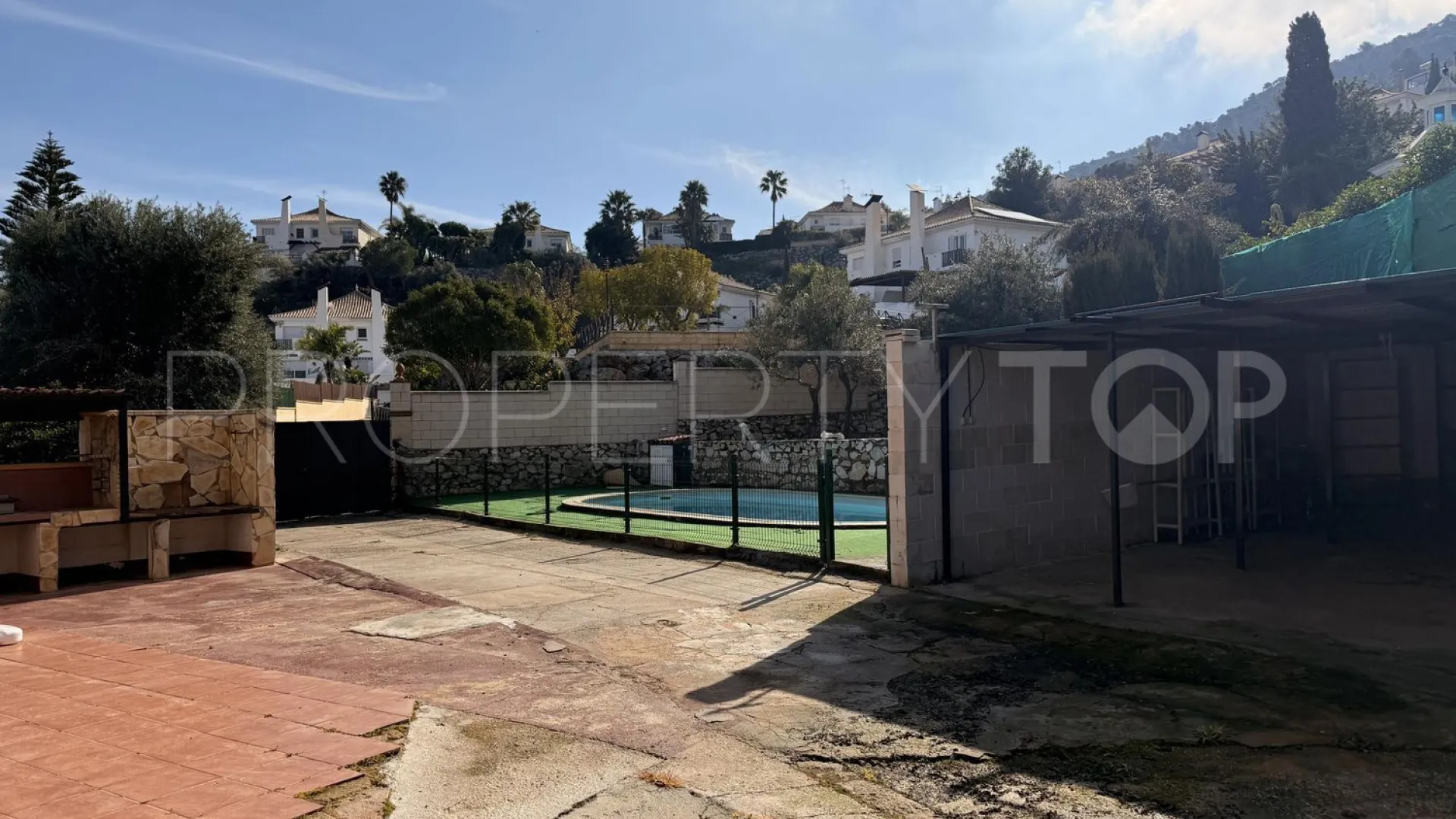 For sale house with 4 bedrooms in Los Manantiales