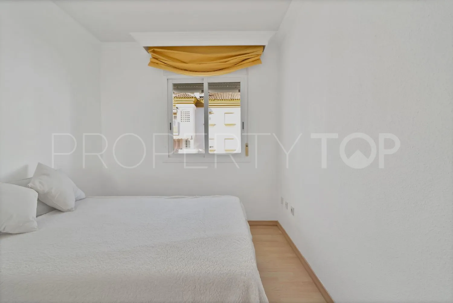 Comprar piso en La Carolina con 3 dormitorios