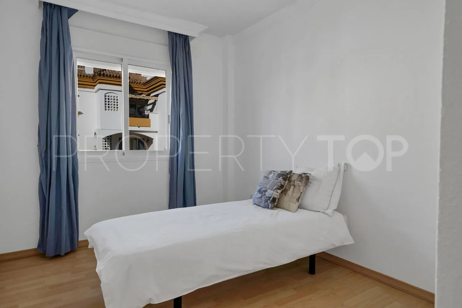 Comprar piso en La Carolina con 3 dormitorios