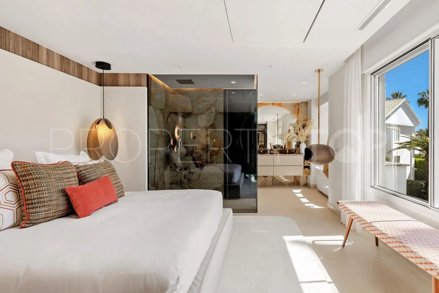 Los Monteros, piso en venta de 3 dormitorios