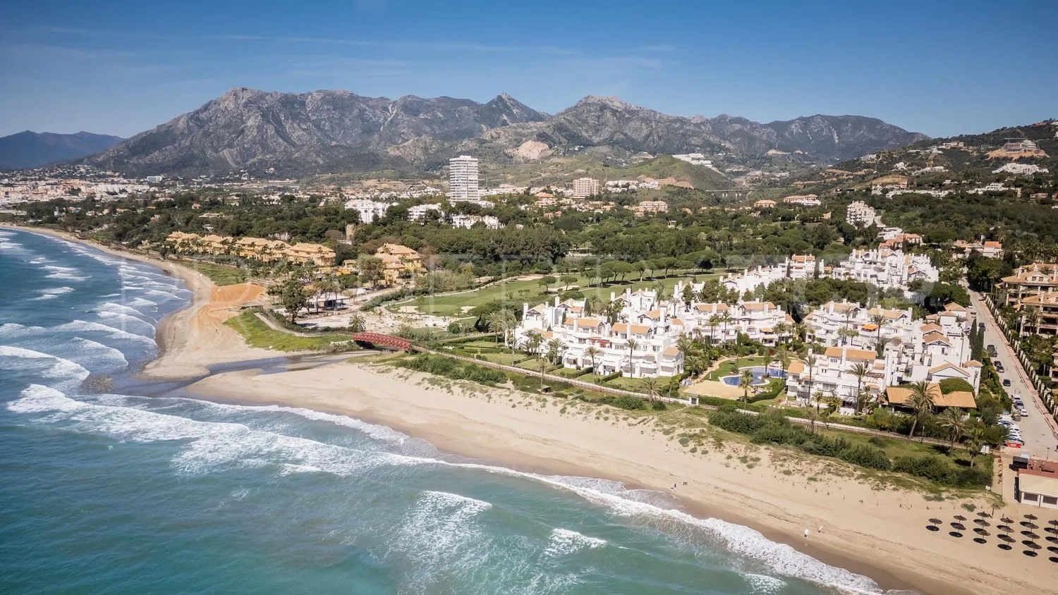 3 bedrooms flat in Los Monteros for sale