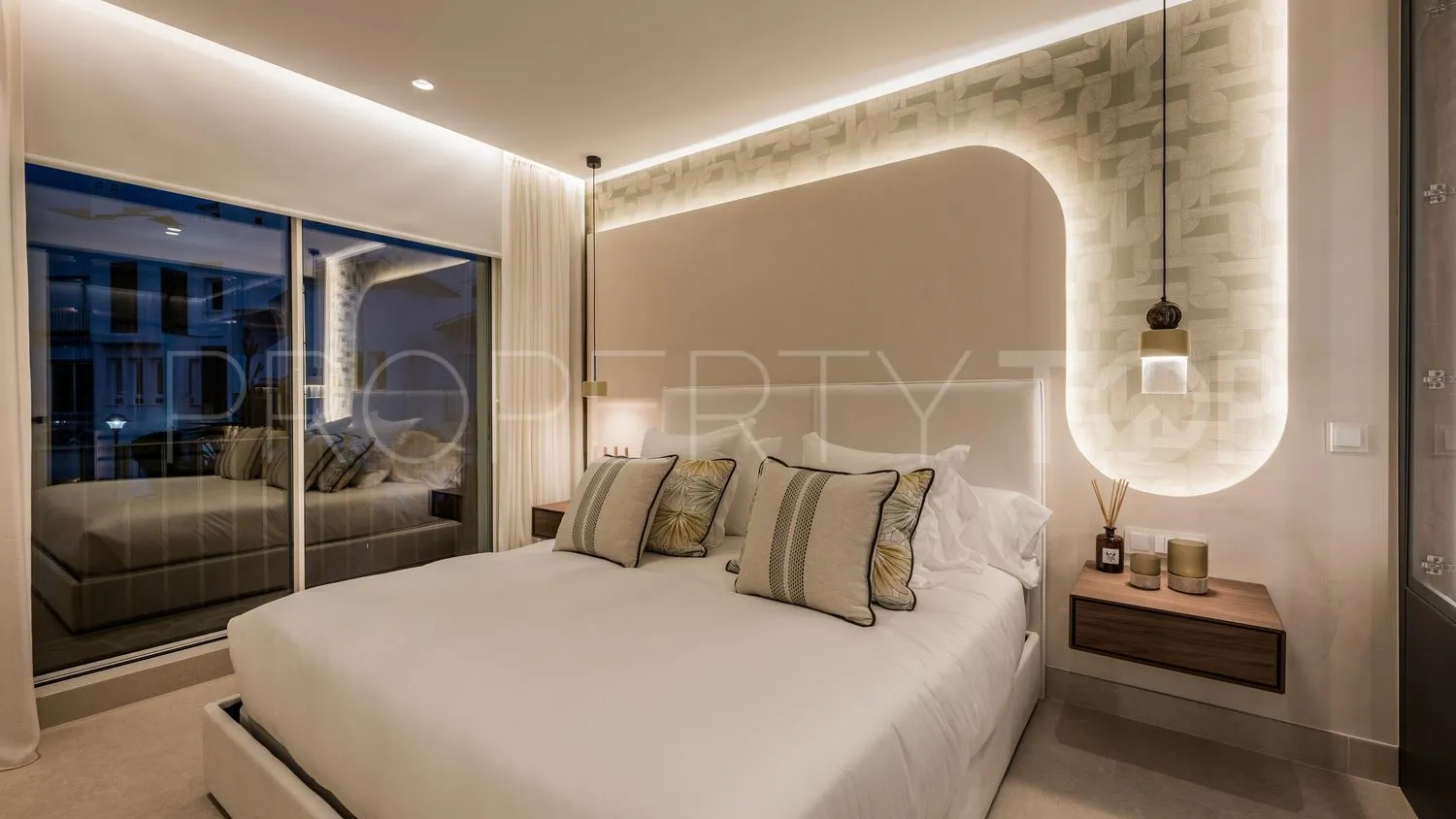 3 bedrooms flat in Los Monteros for sale