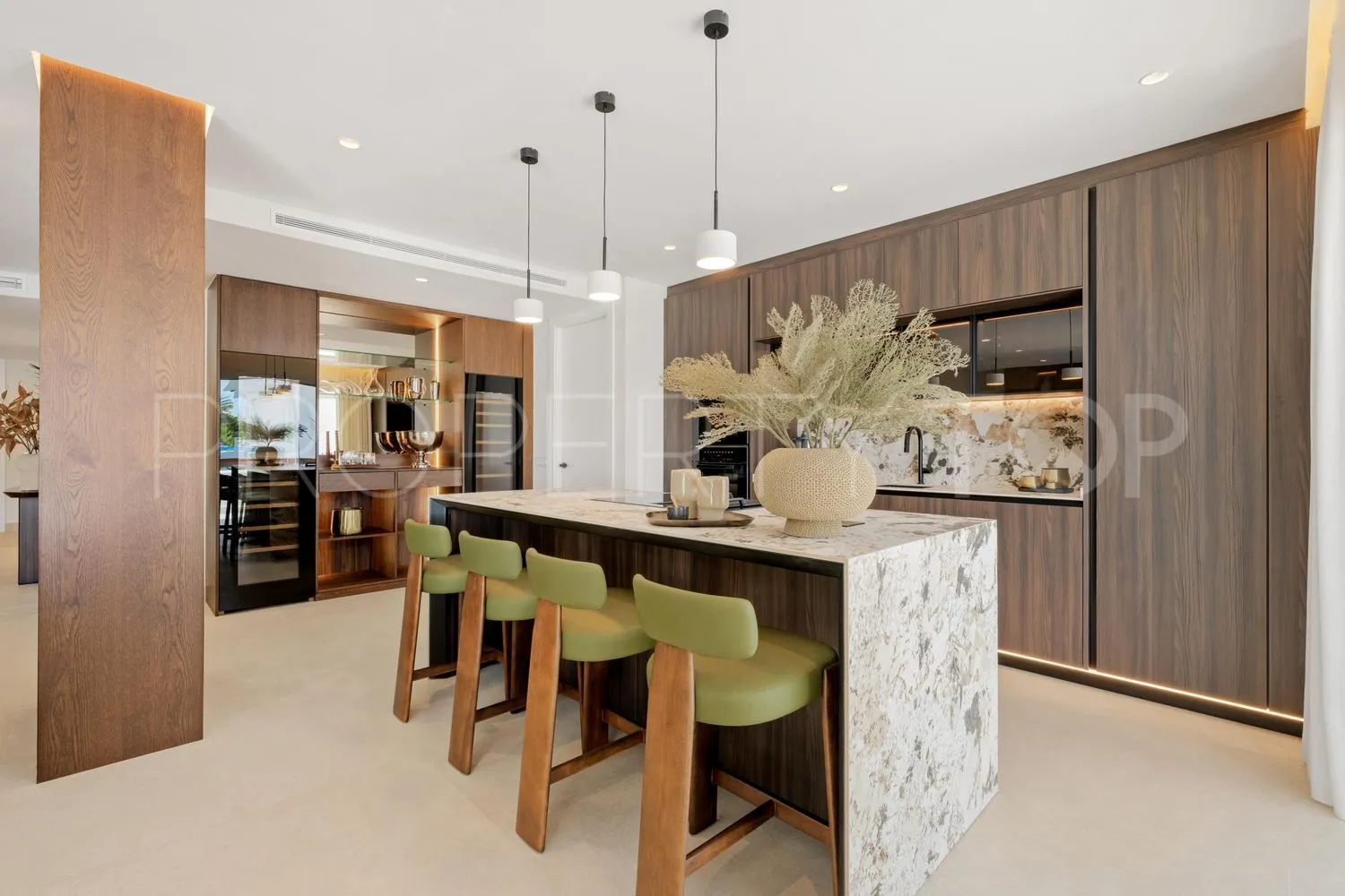 3 bedrooms flat in Los Monteros for sale
