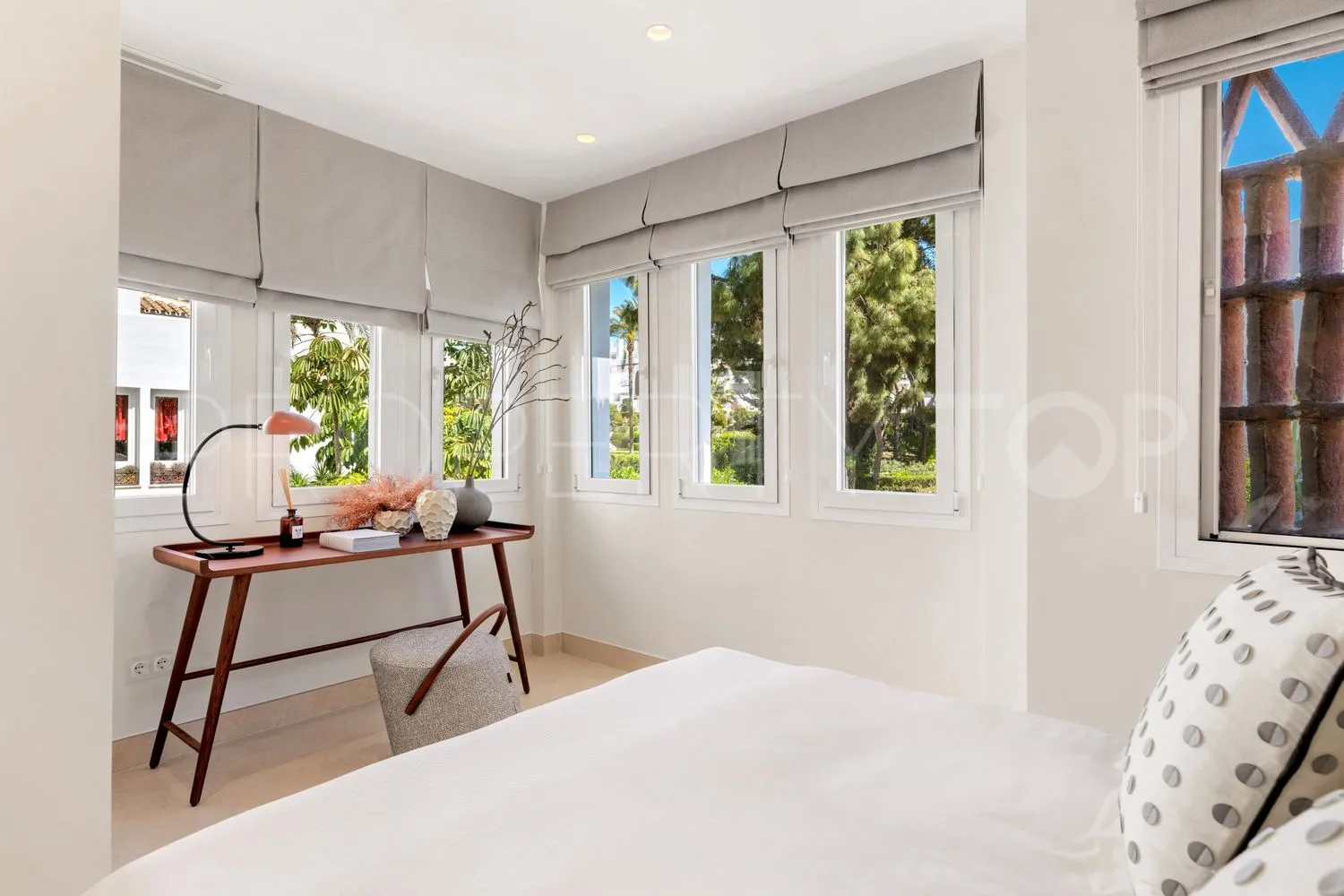 3 bedrooms flat in Los Monteros for sale