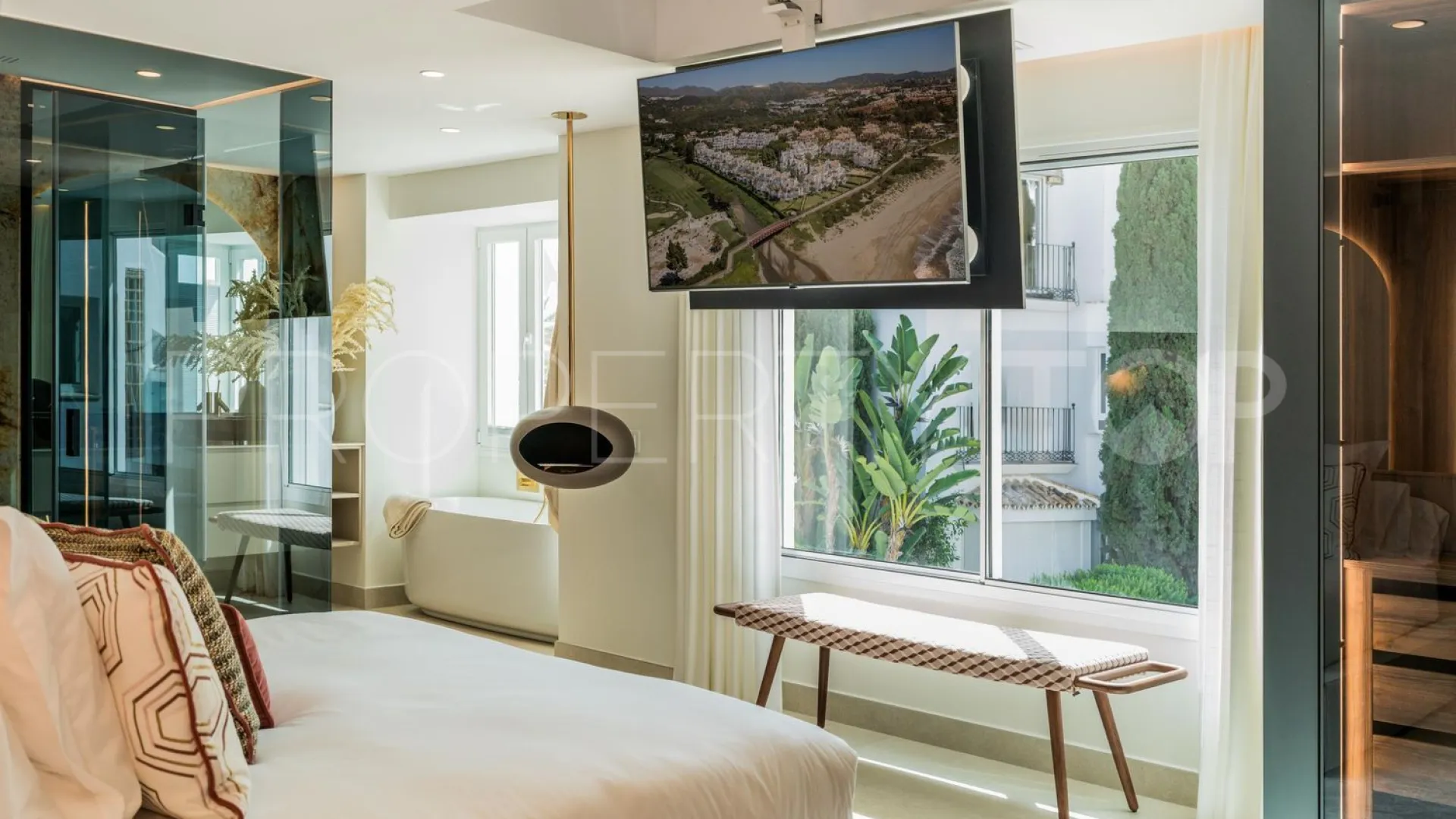Los Monteros, piso en venta de 3 dormitorios