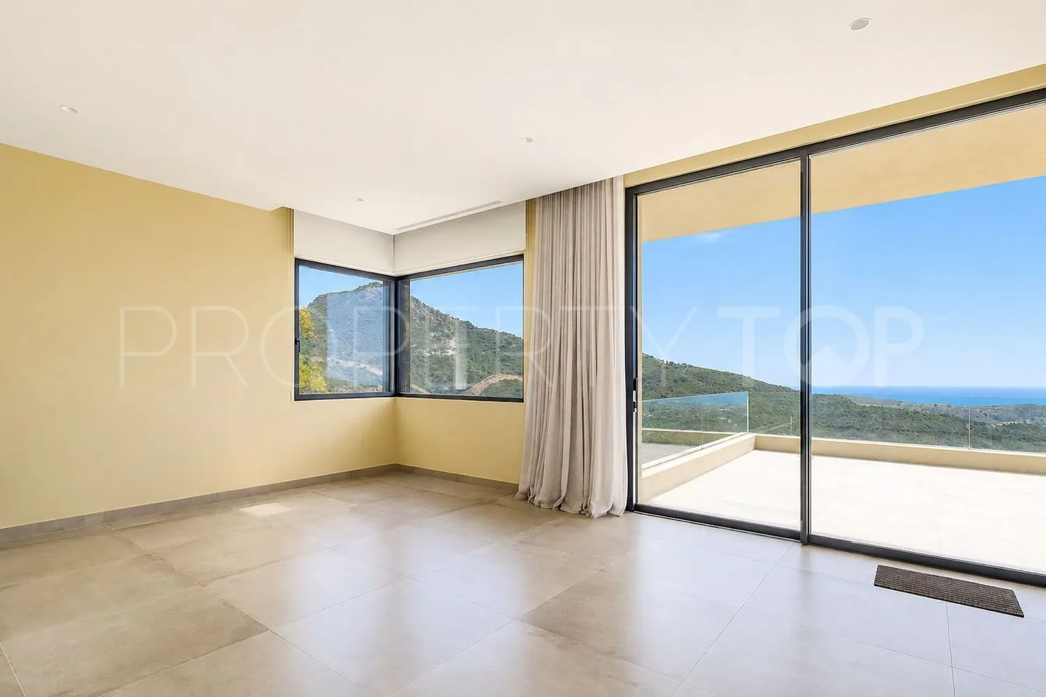 Villa for sale in Monte Mayor