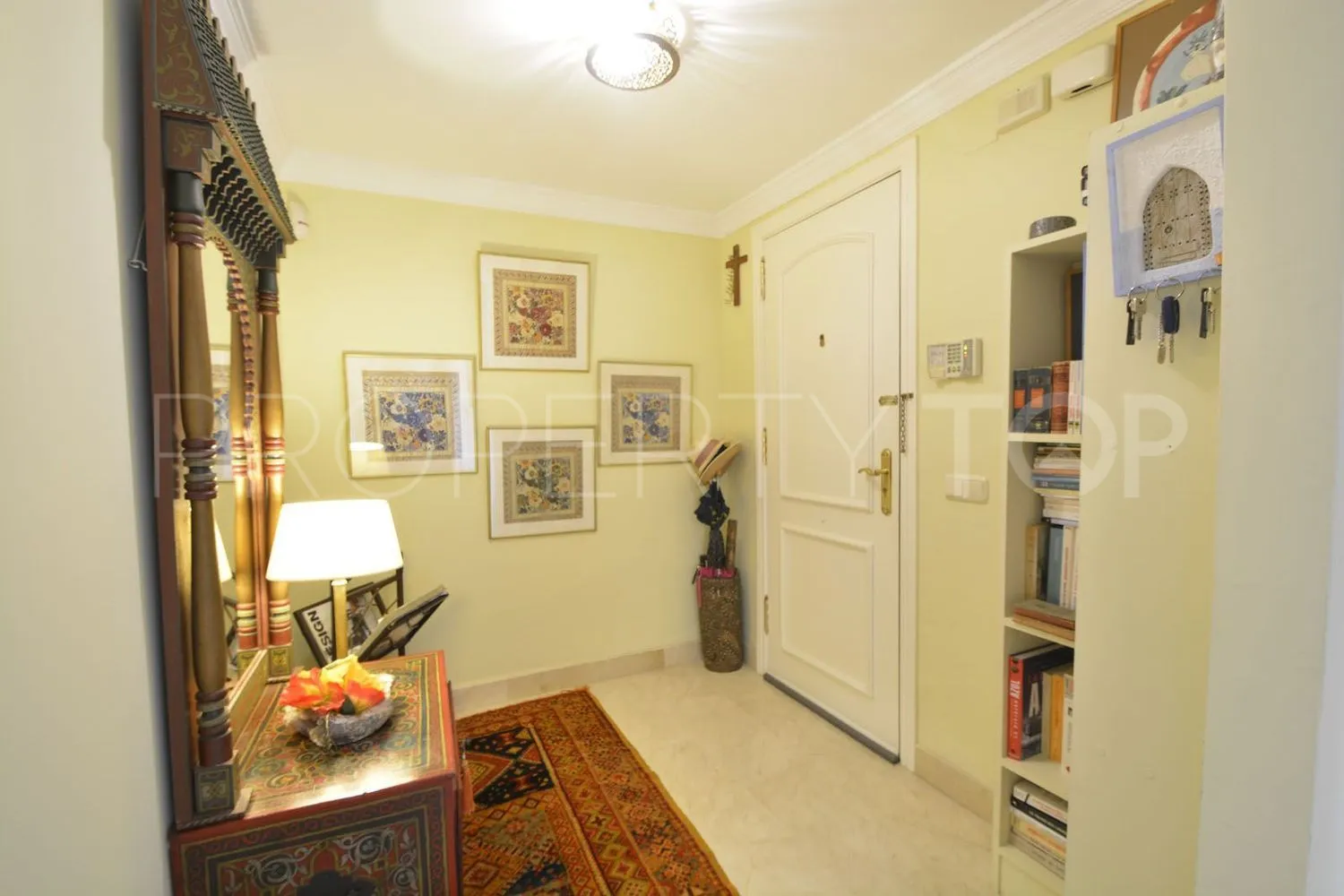 Piso a la venta en Elviria