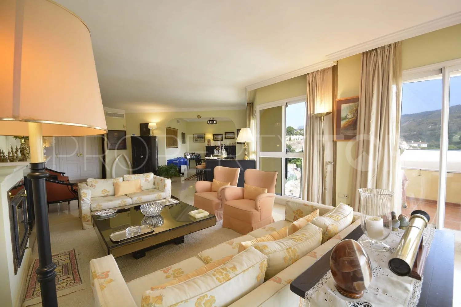 Piso a la venta en Elviria