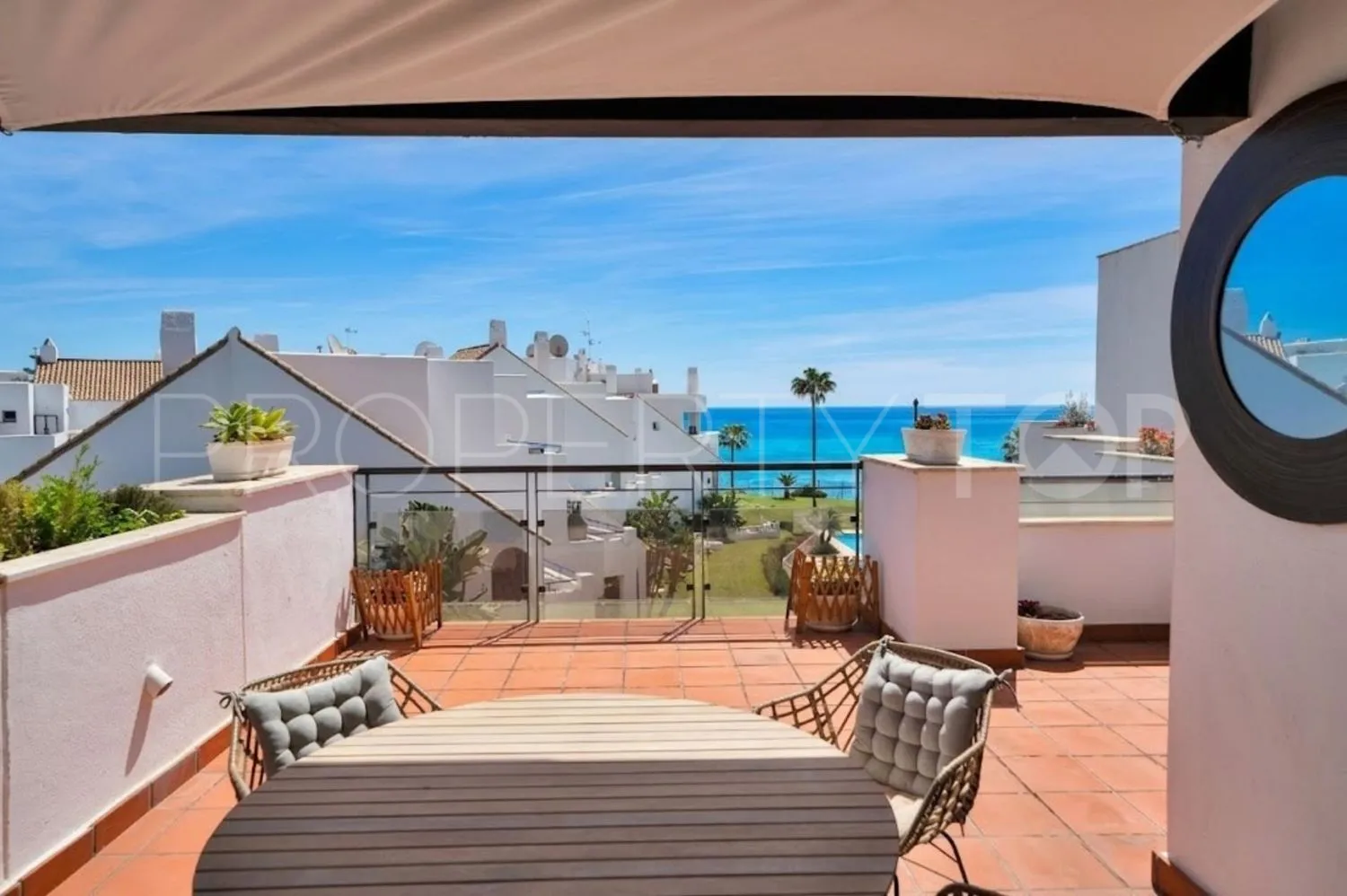 Bahia de Casares, piso con 2 dormitorios en venta