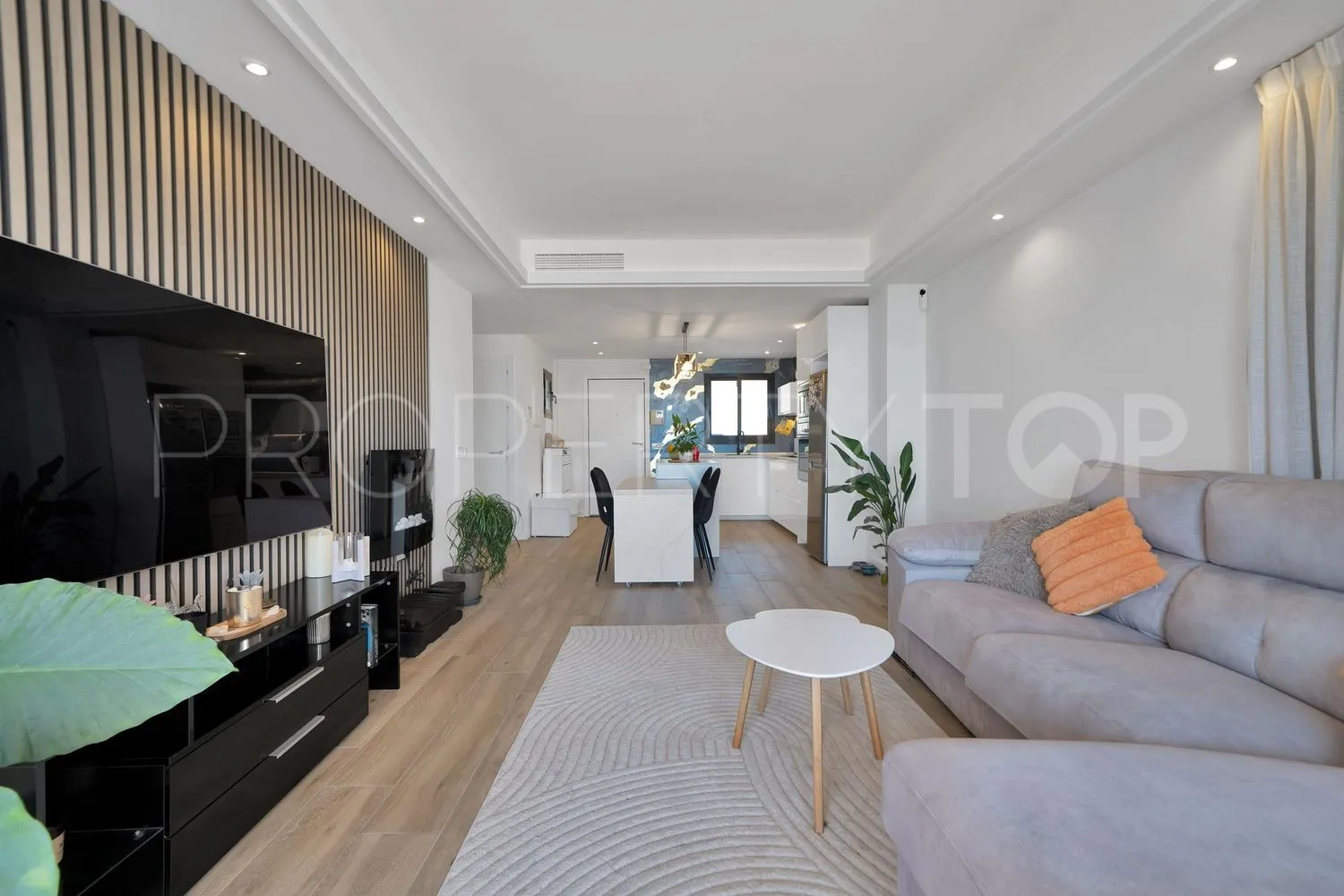 Bahia de Casares, piso con 2 dormitorios en venta