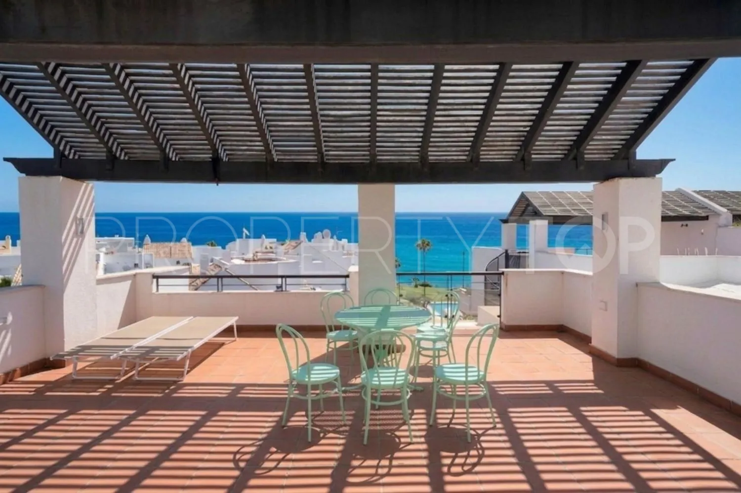 Bahia de Casares, piso con 2 dormitorios en venta