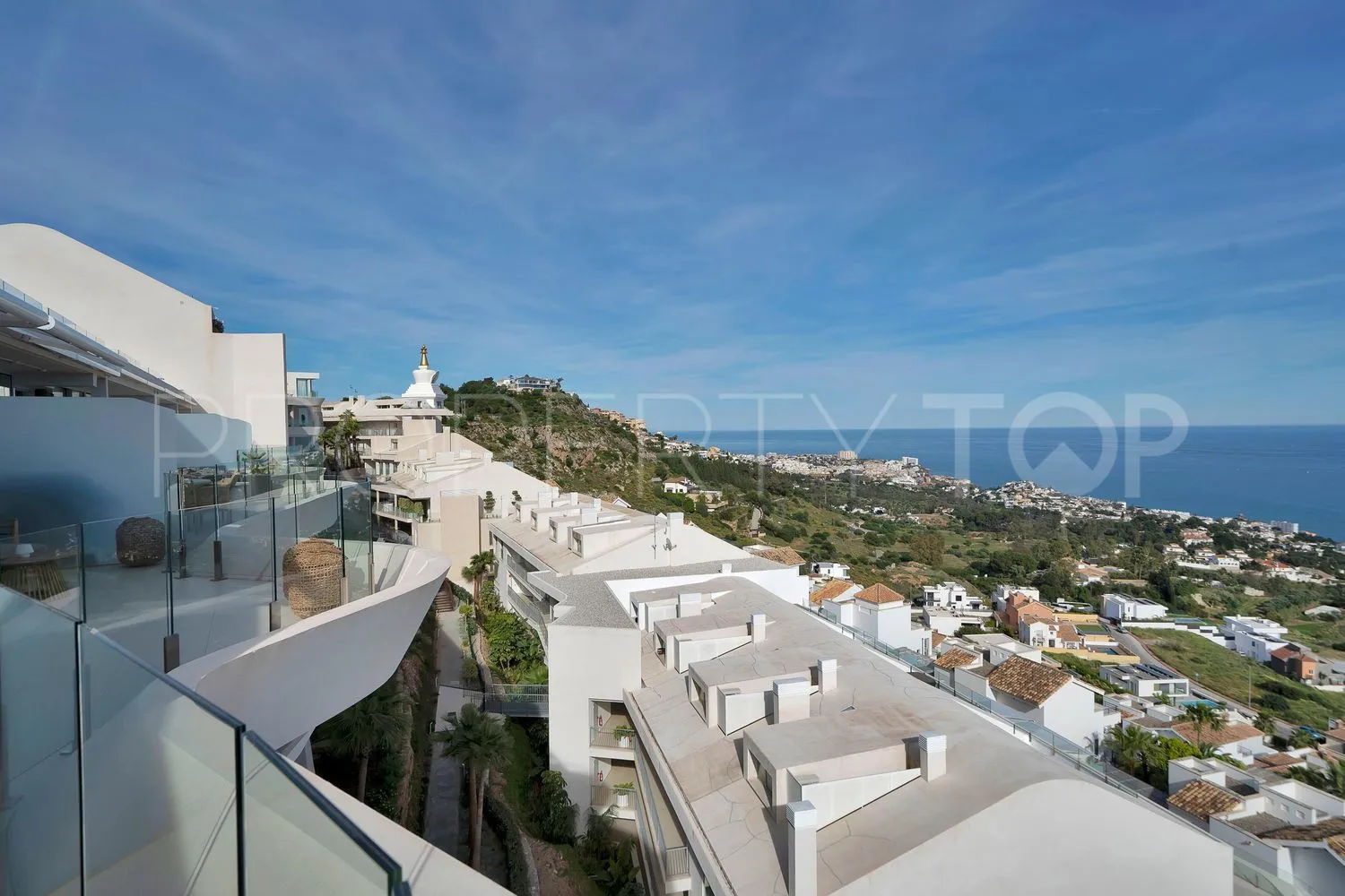 4 bedrooms duplex penthouse in La Capellania for sale