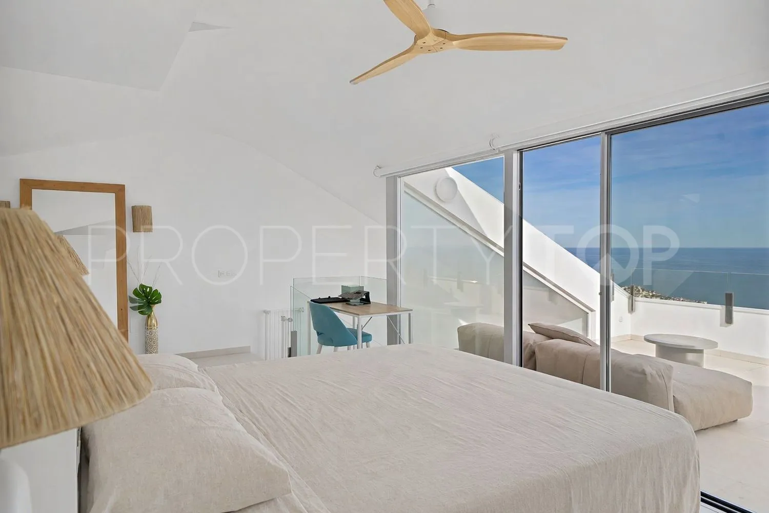 Atico duplex en venta en La Capellania con 4 dormitorios