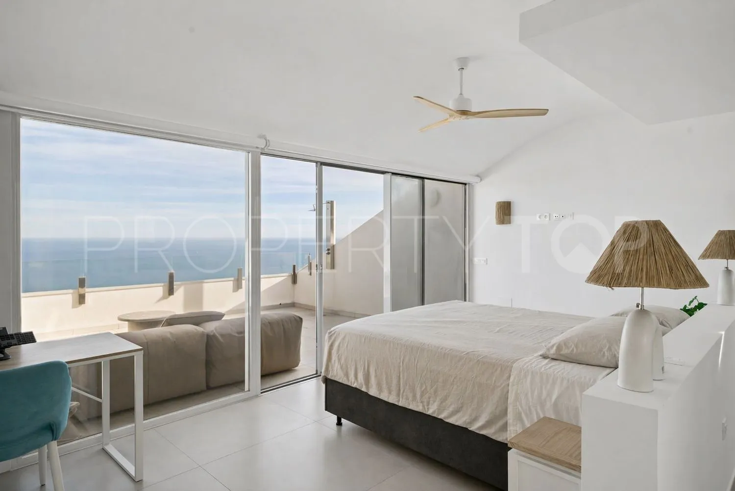 Atico duplex en venta en La Capellania con 4 dormitorios