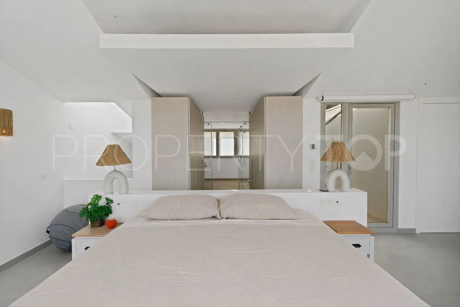 4 bedrooms duplex penthouse in La Capellania for sale