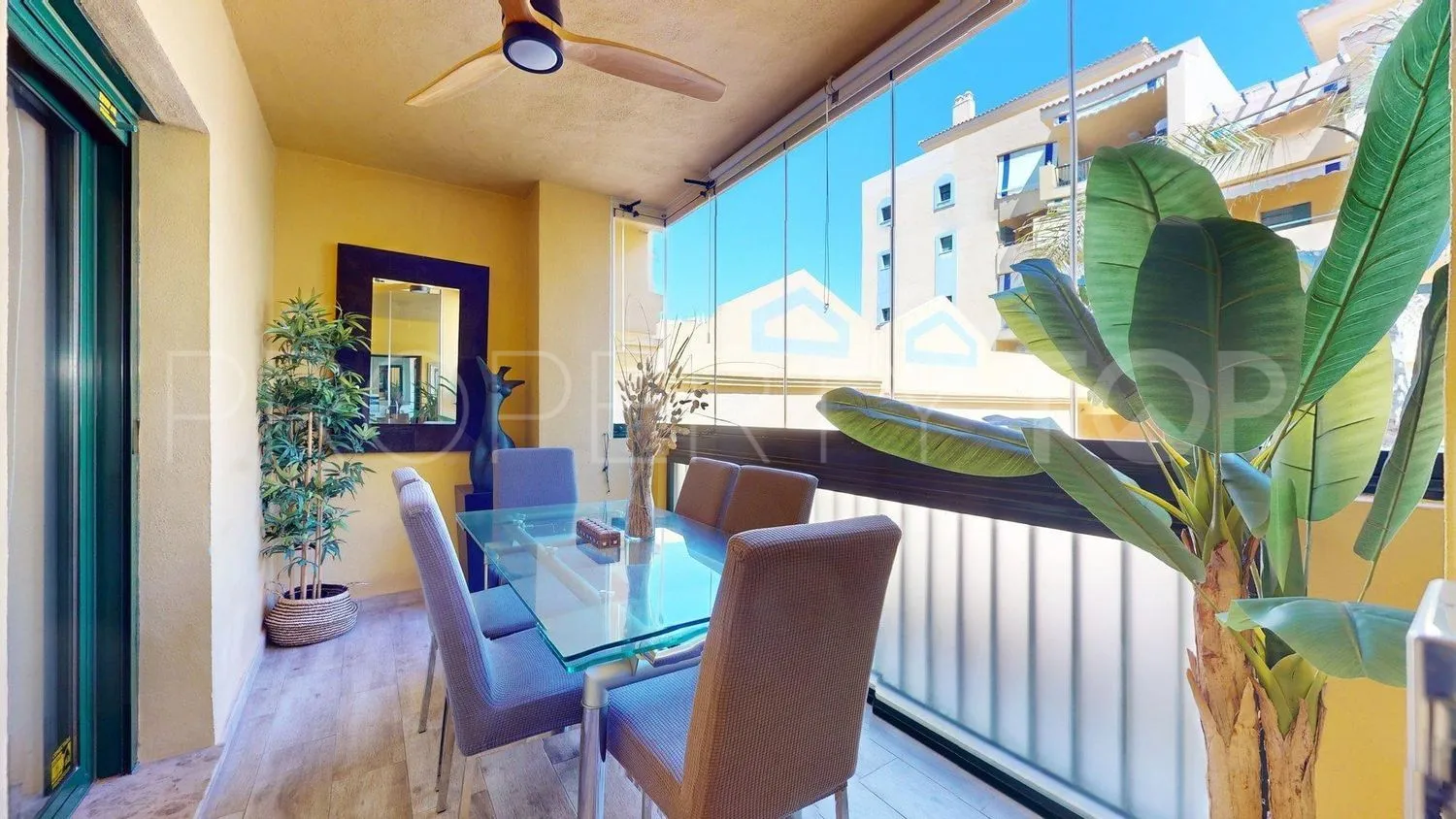Piso en venta con 3 dormitorios en San Pedro de Alcantara