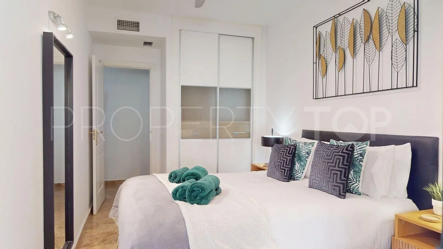 Piso en venta con 3 dormitorios en San Pedro de Alcantara