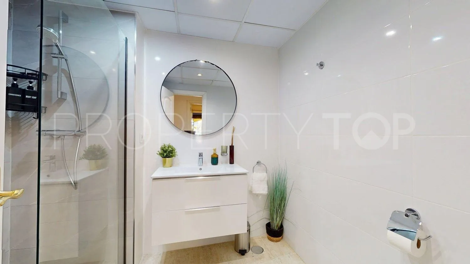 Piso en venta con 3 dormitorios en San Pedro de Alcantara