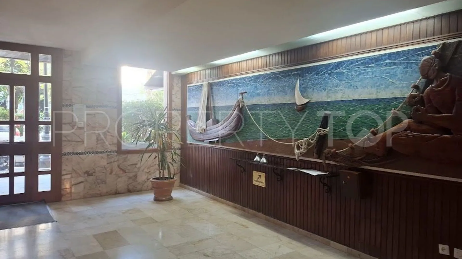 Playa de la Fontanilla, piso en venta