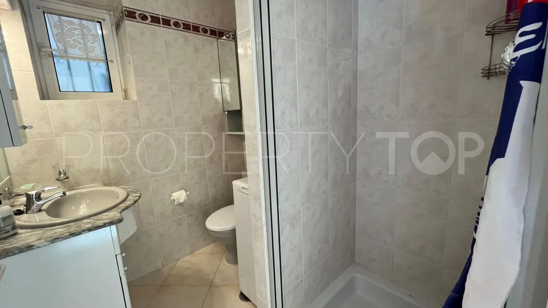 Piso con 2 dormitorios a la venta en Velilla - Velilla Taramay