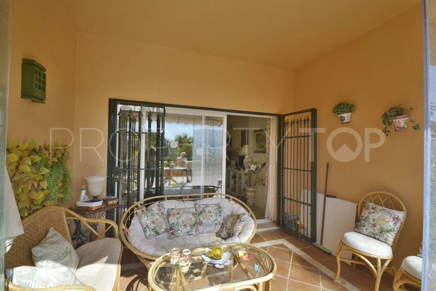 2 bedrooms flat for sale in Hacienda Elviria