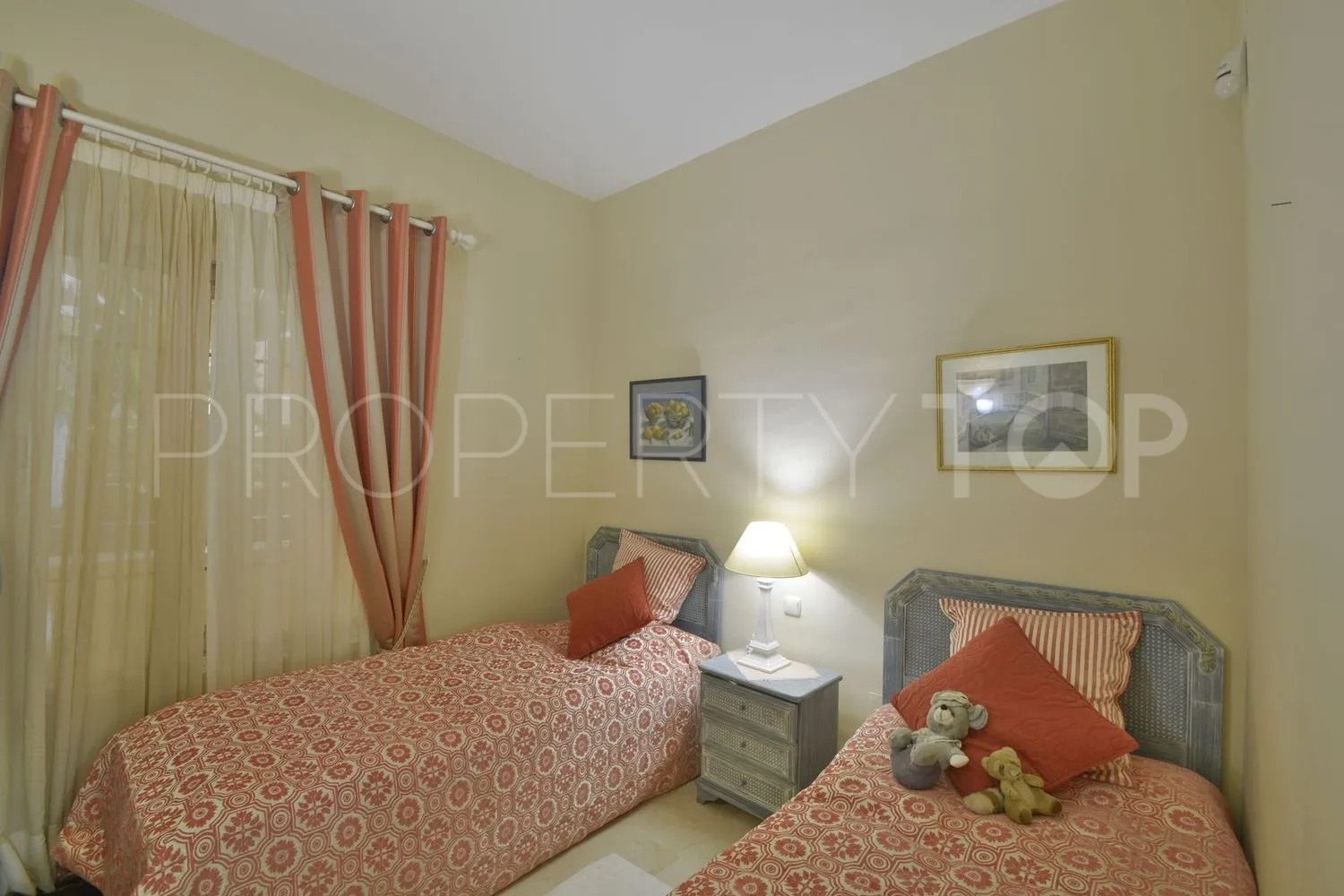 2 bedrooms flat for sale in Hacienda Elviria