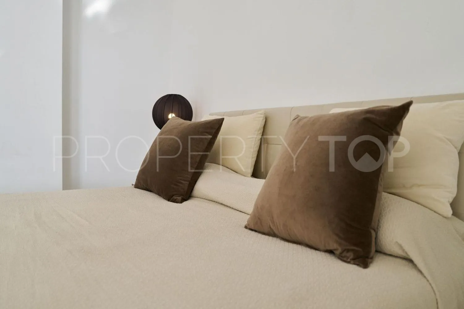 2 bedrooms flat in Playa Bajadilla - Puertos for sale
