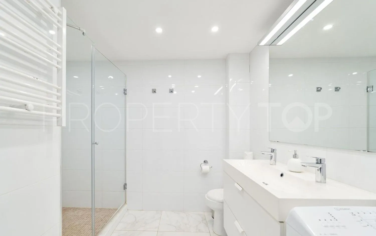 2 bedrooms flat in Playa Bajadilla - Puertos for sale