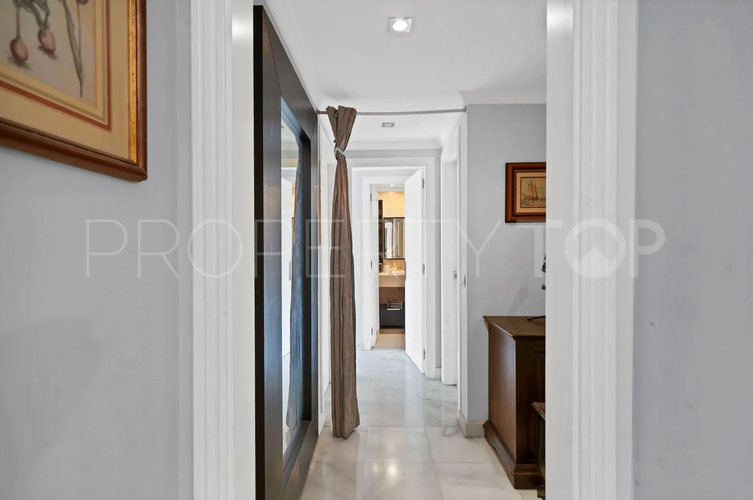 Flat for sale in La Carolina with 3 bedrooms