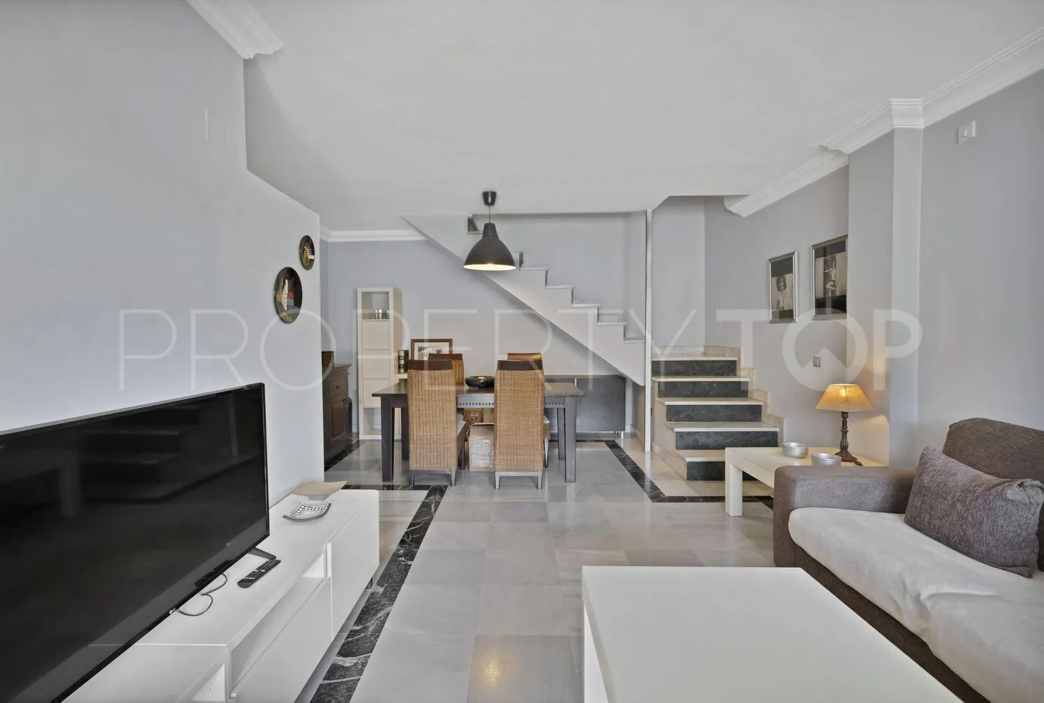 Flat for sale in La Carolina with 3 bedrooms