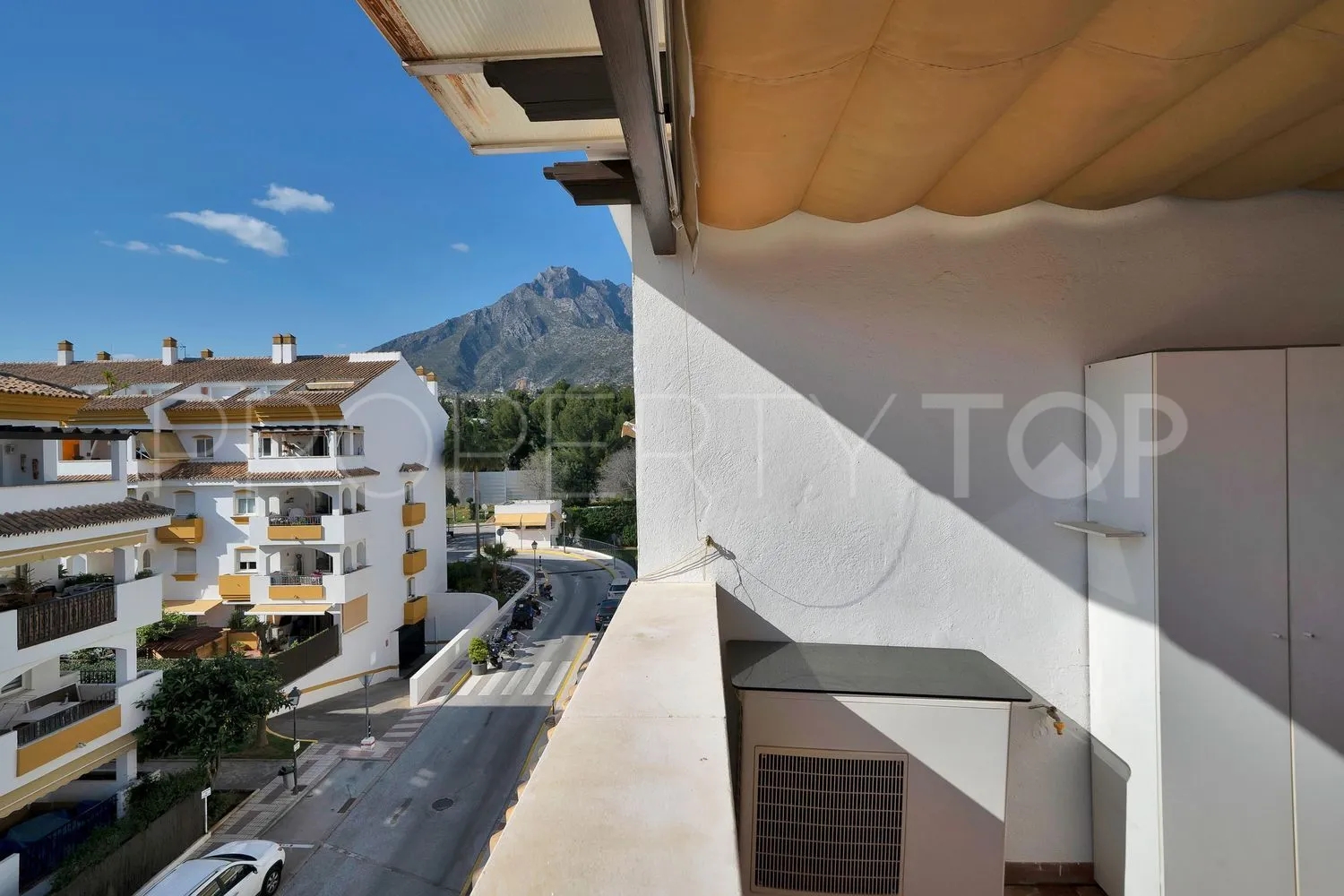 Flat for sale in La Carolina with 3 bedrooms
