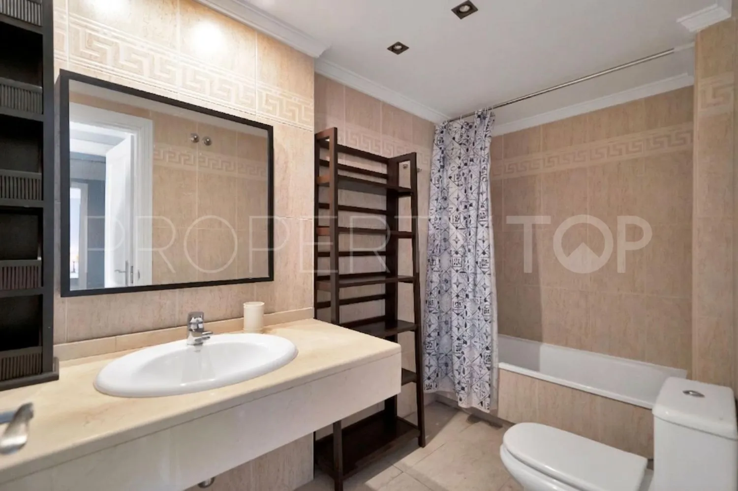 Flat for sale in La Carolina with 3 bedrooms