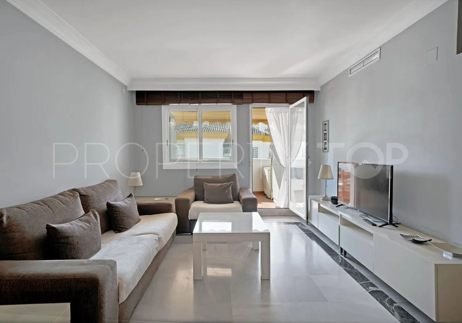 Flat for sale in La Carolina with 3 bedrooms