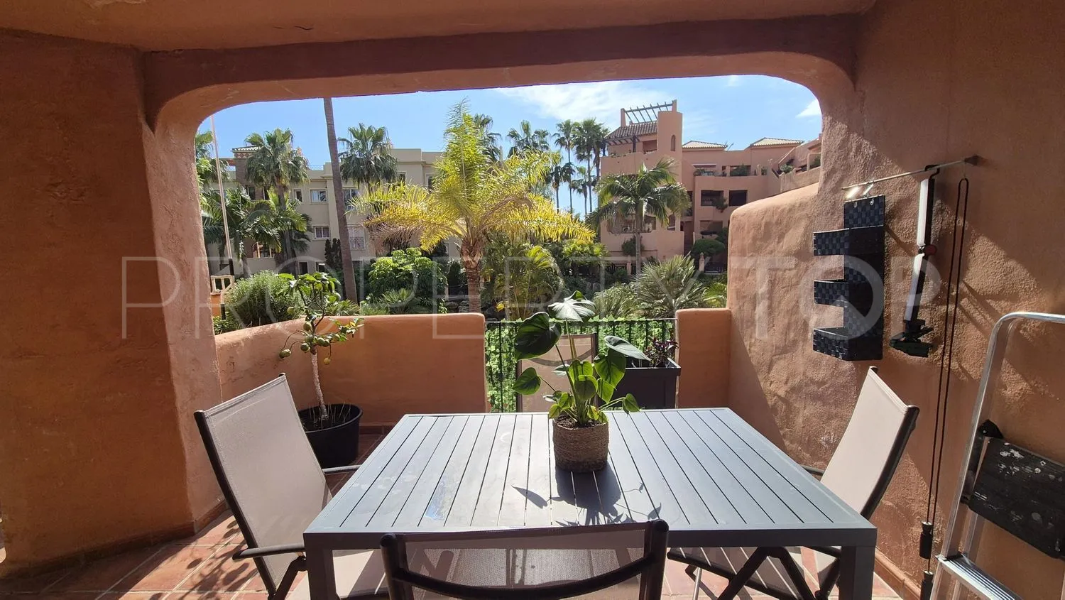 Piso a la venta con 2 dormitorios en Los Flamingos