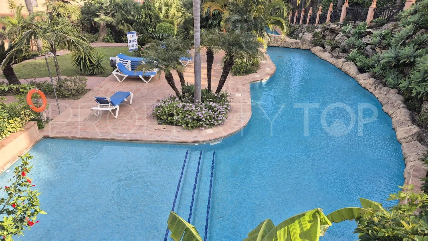 Piso a la venta con 2 dormitorios en Los Flamingos