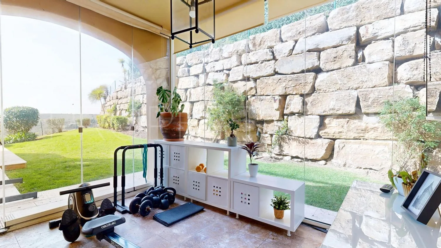 For sale El Paraiso flat