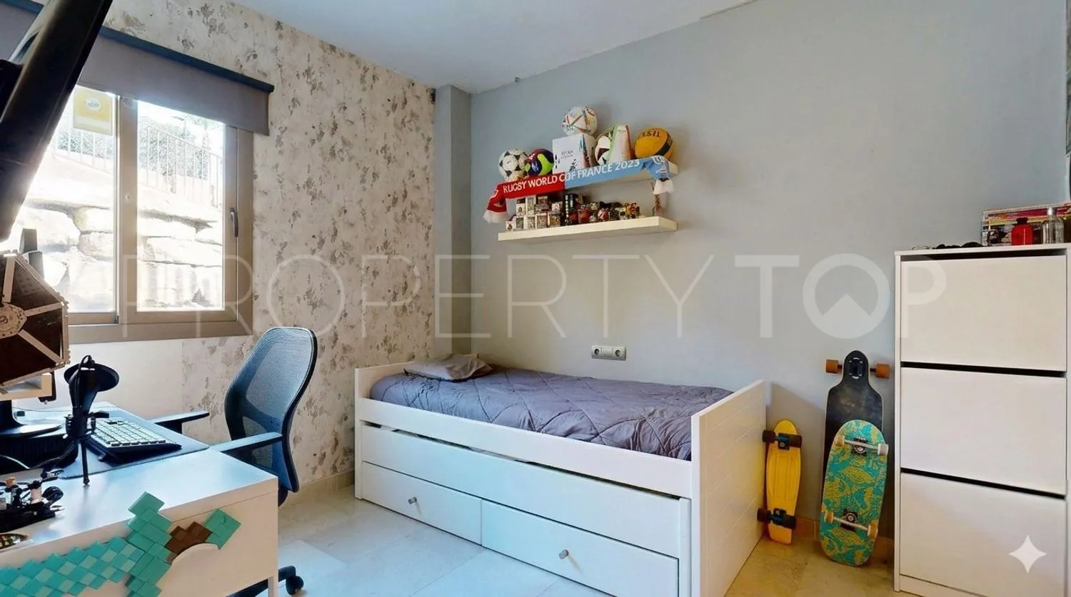 For sale El Paraiso flat