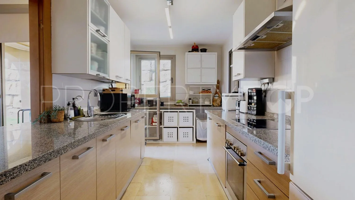 For sale El Paraiso flat