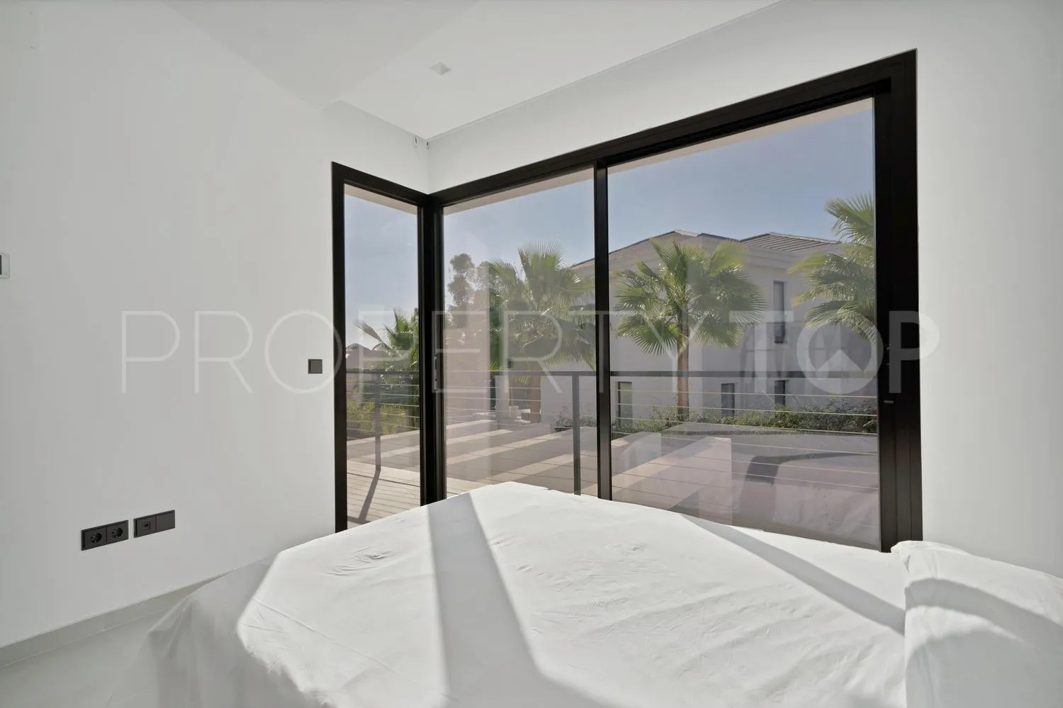 La Quinta house for sale