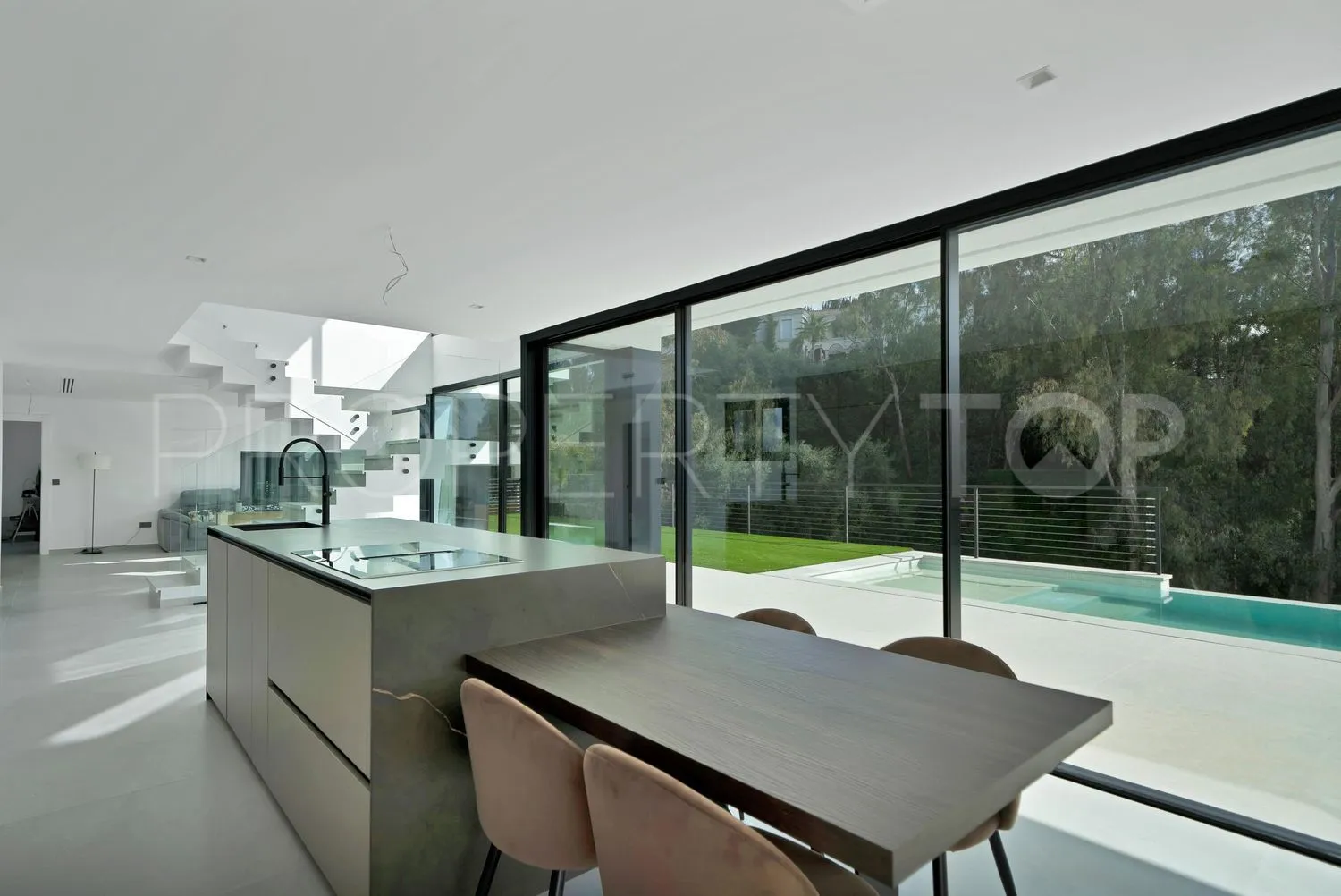 La Quinta house for sale