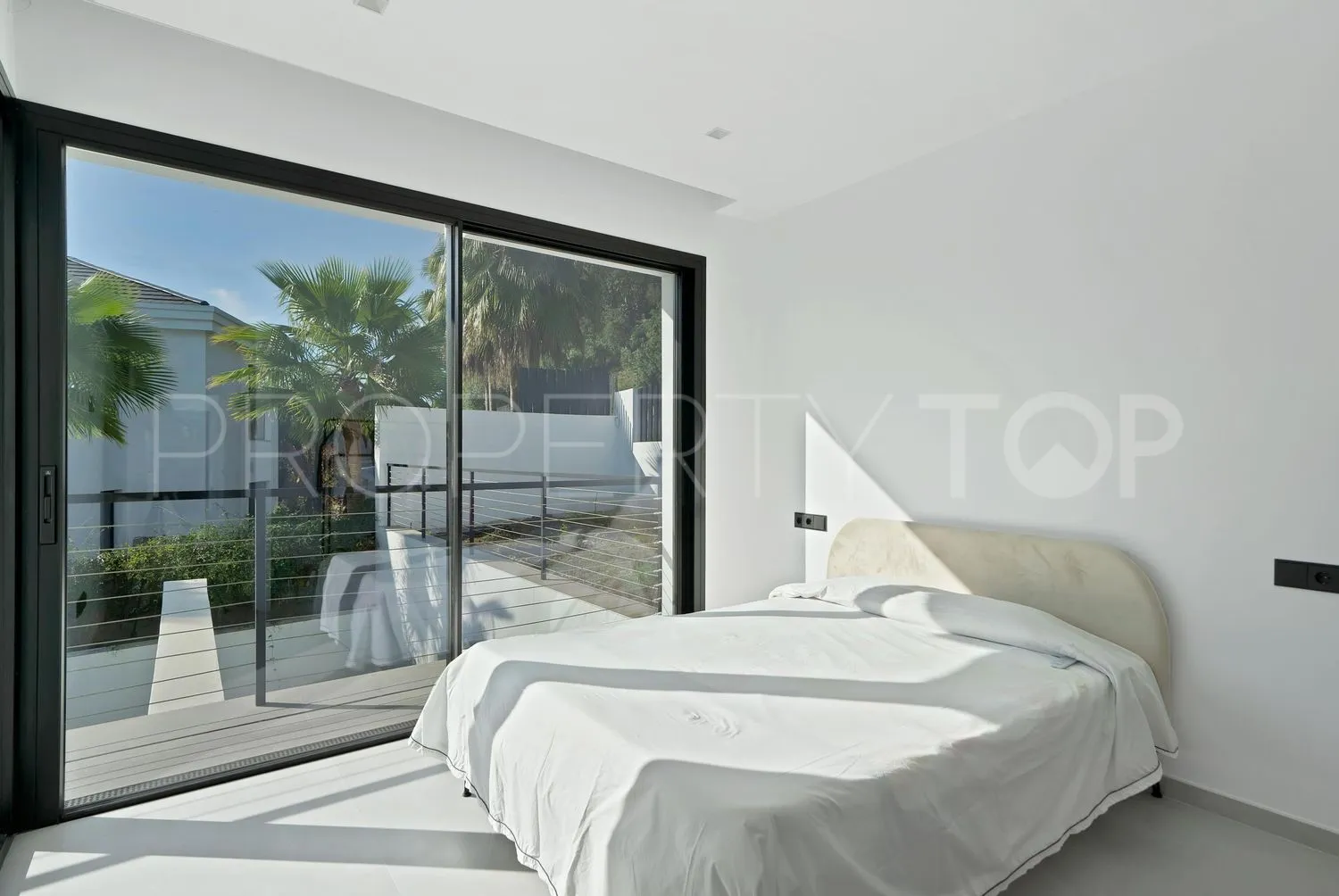 La Quinta house for sale