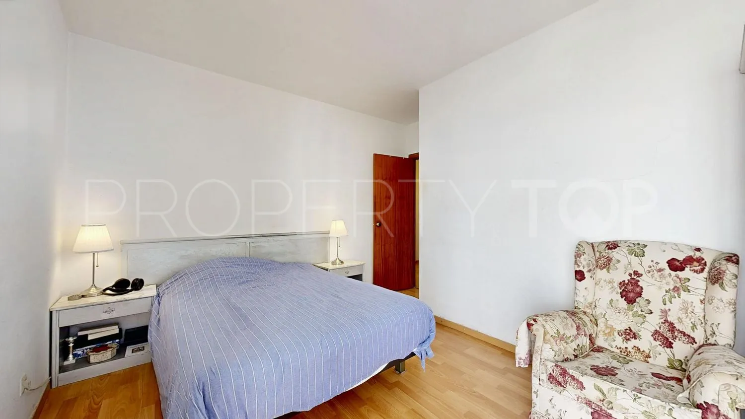 Piso de 3 dormitorios en venta en Las Gaviotas - Carvajal